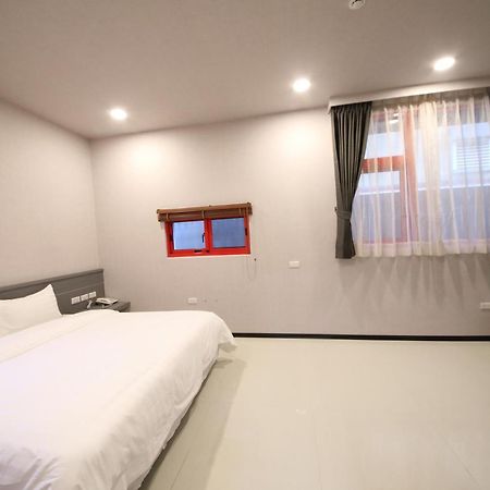 花蓮亮君經典民宿1館加2館民宿-東大門夜市-電梯包棟bright King Homestay Hualien City Cameră foto